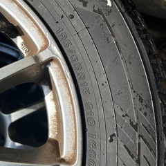 スタッドレスタイヤの画像