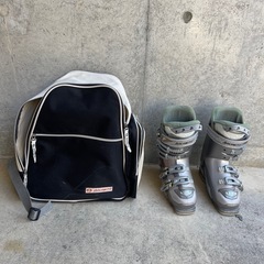 マルチエントリー式 ドロミテ　スキーブーツ 純正ケースおまけ
　23-23.5センチ　ソール長270mmの画像