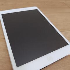 iPad mini Wi-Fiモデル 32GB 第1世代 ホワイト（FD531J/A）の画像