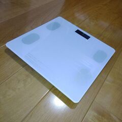スマホ連動体重計　スマートフォンで体重＆体組成管理！　エブリスキャン