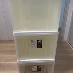 ニトリ押し入れケース(Ｌサイズ３つ)の画像