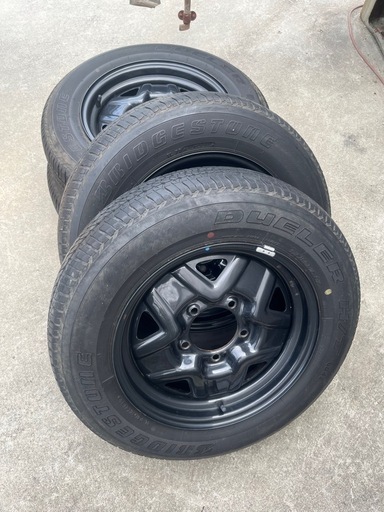 (受け渡し先決定)ジムニー　純正タイヤホイール