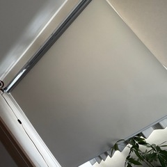 ロールスクリーン　新品　