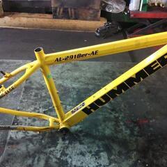 ２９インチ　HUMMER　フレーム 1000円