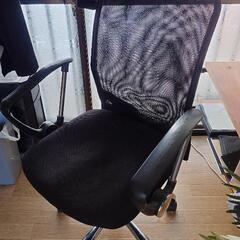 オフィスチェア 座面広め 高さ調節可能(最低35cm 最大45cm)