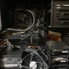 高性能ゲーミングPCの画像