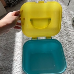 ミニオンプラ箱の画像
