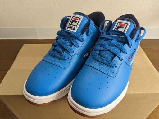 FILA スニーカー