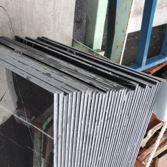 土日引き取り対応可　セラミックタイル（黒系）　DIYでお庭やお部屋を豪華に♪の画像