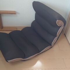 ソファーチェア畳脚のレスチェア折りたたみフラットなラウンジチェア...