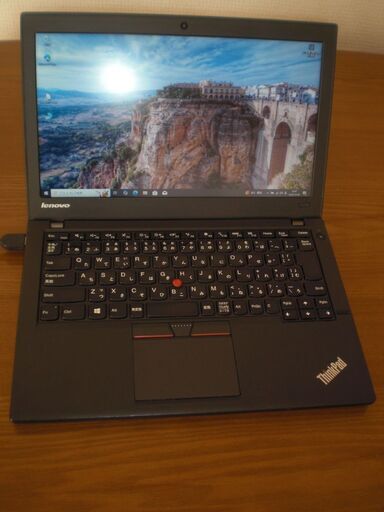 Lenovo ThinkPad X250　Windows10　 Core i3  HDD500GB   M4GB　12.5インチ