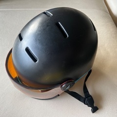 スキーヘルメット　子ども用