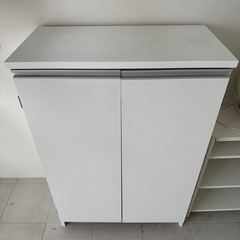 シューズボックス