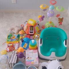 子育て応援グッズ（新生児肌着～ロンパース、お食事用品、メリー、転...