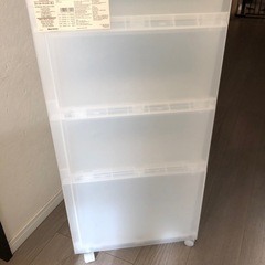 無印　　収納ケース　キャスター付　の画像