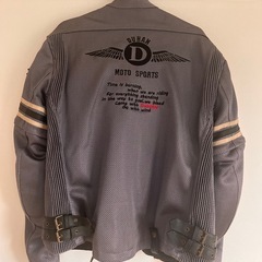 ライダースジャケットの画像