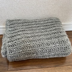 マフラー　グレー