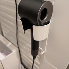 tower ドライヤーホルダーの画像