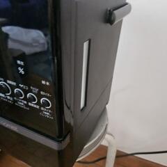 スチームファン蒸発式加湿器「roomist（ルーミスト）洋室17畳 三菱 ブラック 黒 お洒落家電
定価27500円の画像