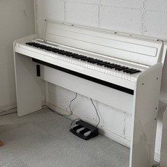 電子ピアノ　KORG LP-180 ホワイト