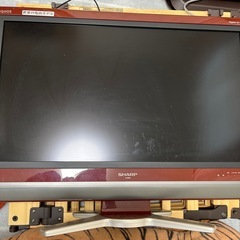 シャープ　３２型　液晶テレビ