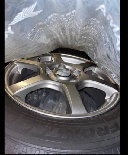 冬タイヤ　195/65/r15 pcd114.3 5穴