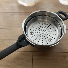 受け渡し決定　【美品】T-fal 圧力鍋の画像