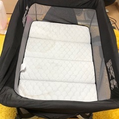 ベビーベッド　組み立て式の画像