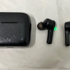 ★ ワイヤレスイヤホン ジャンク 無線イヤホン iPhone スマホ ワイヤレス充電 無線充電の画像