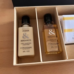 L'OCCITANE ジャスミン＆ベルガモット セット シャンプー・ボディソープの画像