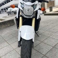 スズキ GSR750