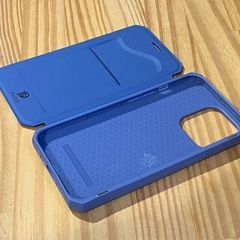 iPhone13Pro用カバー中古の画像
