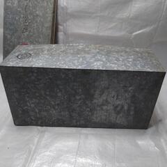 御衣裳凾  特選    御衣装缶の画像