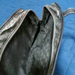 ハンドバック　　シルバー　の画像