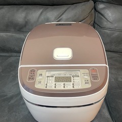 炊飯器　8合炊き
