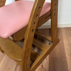 カリモク　椅子の画像