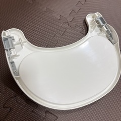 リッチェル　子供用座椅子のテーブルの画像