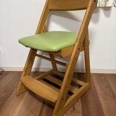 学習椅子の画像