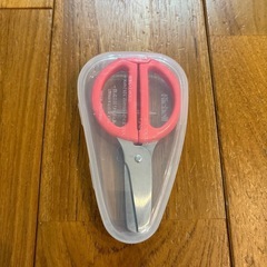 リッチェル サクッと切れる離乳食はさみの画像