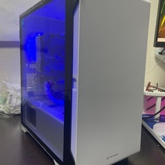 ゲーミングPC 白LEDブルー美品