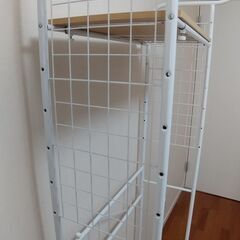 棚付きランドリーラック 棚2段の画像