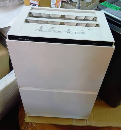 【￥30,000-】Panasonic パナソニック 加湿空気清浄機 F-VXT70 2020年製