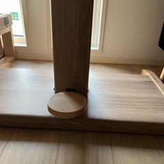 ダイニングテーブルの画像