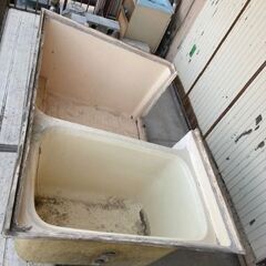 浴槽＋床パンセットのみのユニットバスの画像