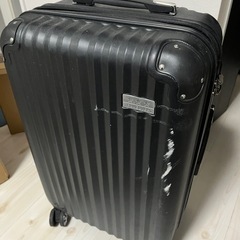 キャリーケースの画像