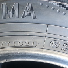 ヨコハマ RV-02 205/60r16 夏 ４の画像
