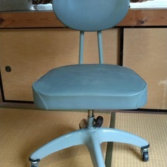 学習机　スチールの画像