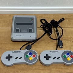 任天堂：ミニスーパーファミコン