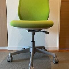 オカムラ CG-M CG11WR FZK5　オフィスチェア　メッシュ　グリーンの画像