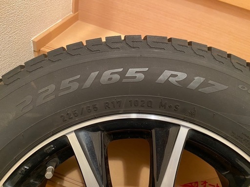 ピレリ　スタッドレスタイヤ/ホイール付　225/65/R17